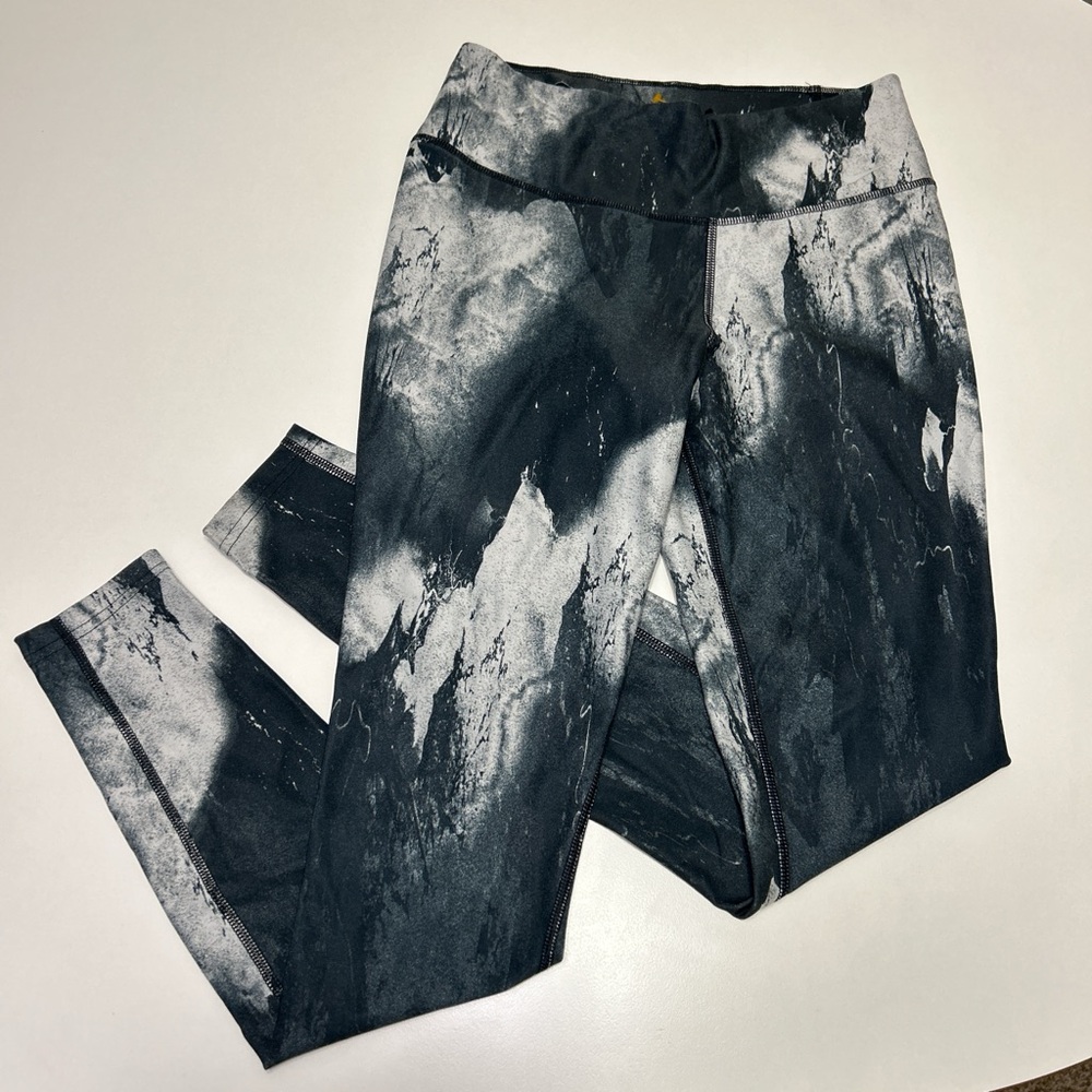 Nike Women's Dri-FIT High-Waisted leggings black gray graphic print sz small new